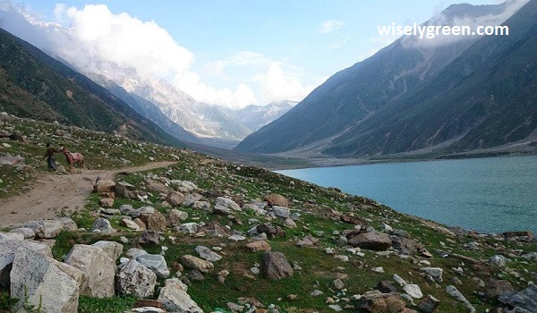 A Legacy Etched in Beauty The Allure of Saiful Malook Lake