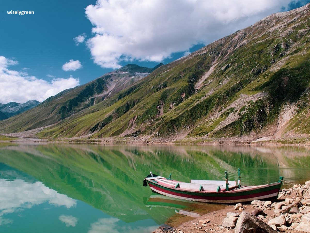 Saiful Malook Lake